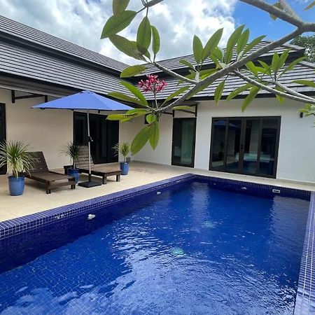 Charis Pool Villa 2 - 3 Bedroom With Private Pool Bentong Esterno foto