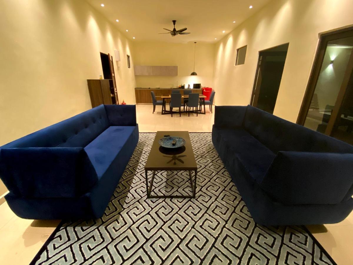 Charis Pool Villa 2 - 3 Bedroom With Private Pool Bentong Esterno foto