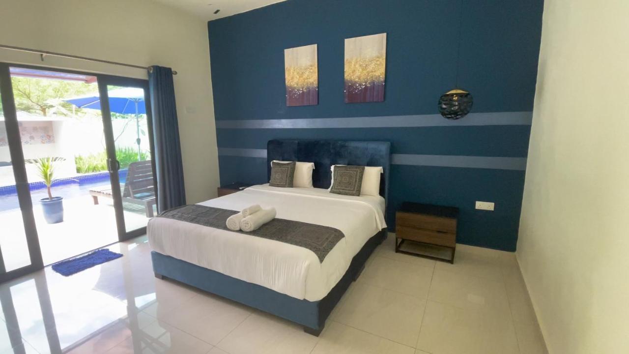 Charis Pool Villa 2 - 3 Bedroom With Private Pool Bentong Esterno foto